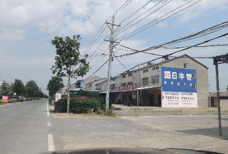 鹤峰如何能保证墙体广告的醒目性？